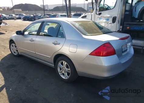2007 Honda Accord 2.4 Se from USA, damaged, VIN JHMCM56347C025314